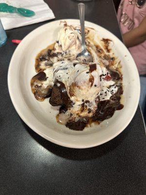 Dessert: Forbidden Fudge Brownie Sundae