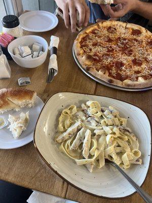 Pepperoni pizza, chicken fettuccine Alfredo, half a roll :)