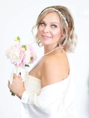 Boho bride makeup