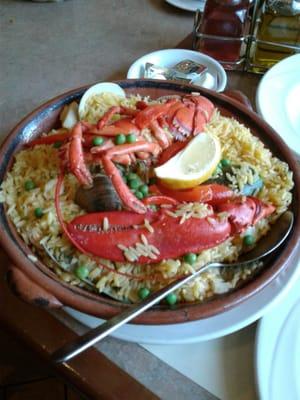 Seafood paella