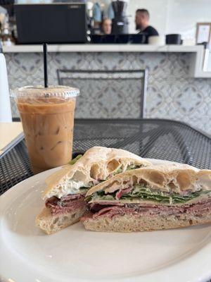 District Deli & Coffee