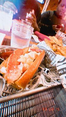 Lobster roll