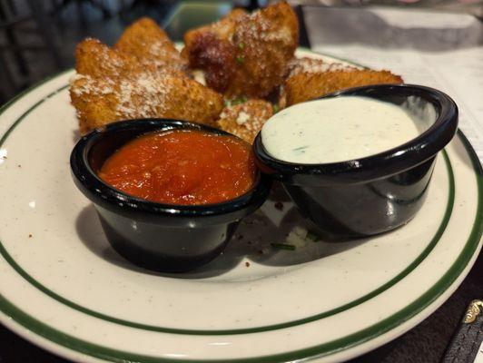 Crispy Mozzarella Sticks