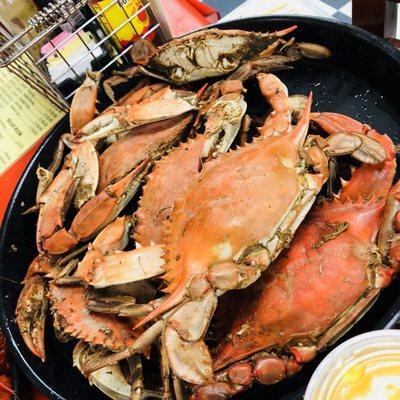 boiled blue crab