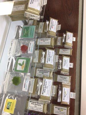 Look at all the strains they have in stock! Kratom candy, kava candy and kratom and kava mixes!!