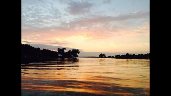 Bay To Bay Boat Club