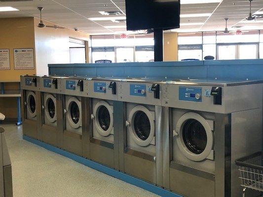 We have top of the line equipment that will get your laundry done Fast.