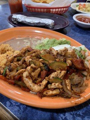 Chicken fajitas (lunch)