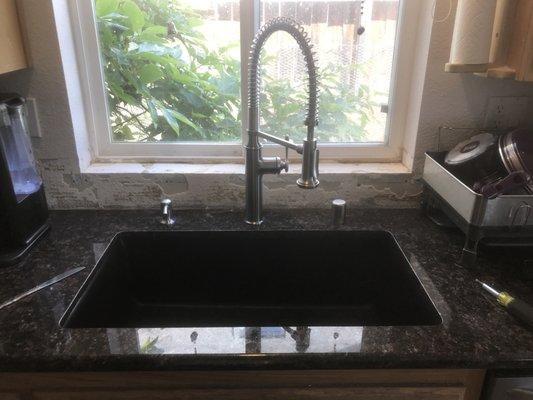 New countertops and faucet