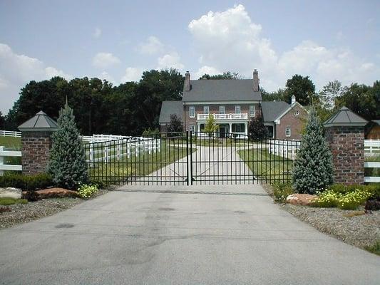 Electric operated entry gates