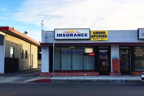 California Sun Insurance has a very inviting and comfortable office.