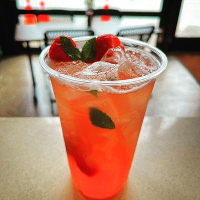 Pineapple Strawberry Julip refresher