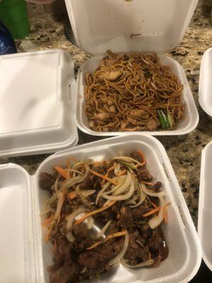 Chicken Lo mein and crunchy crispy beef