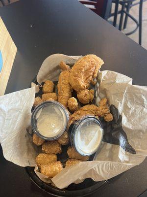 Chicken strip basket