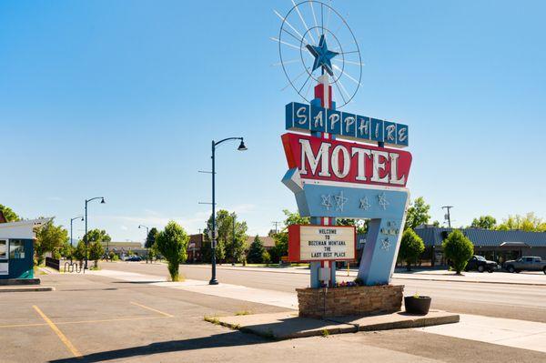 The Sapphire Motel