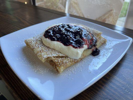 Berry Cheesecake Crepe