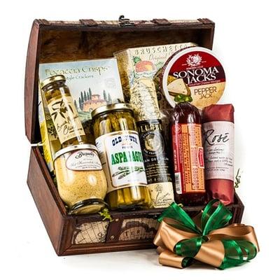 Gourmet gift basket