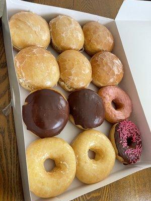 1 Dozen Special Donuts Mix