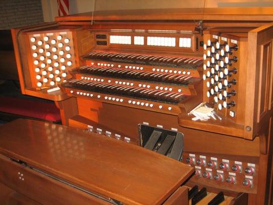 The organ console in Saint Michael & All Angels Episcopal Church in Corona del Mar, California.