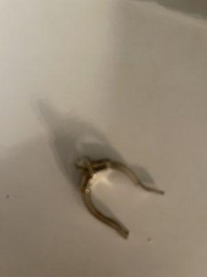 Ring after having it cut off