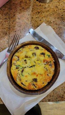 Kale & mushroom quiche