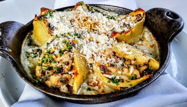 Stuffed Shells: Bay Scallop, Shrimp, Mushroom, Bechamel. $18