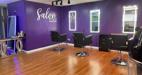 Salon Edge Now Hiring