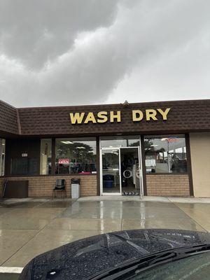 Ranzzoss wash and dry