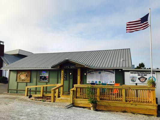 Stinky's Bait Shack Live Bait. Cold Beer. Nice People.