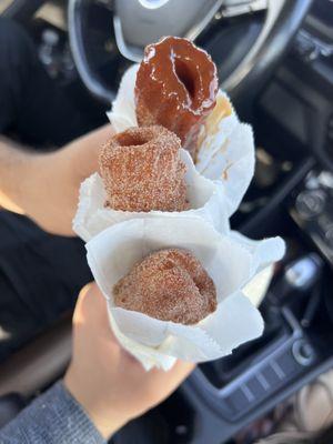 Cajeta filled churros