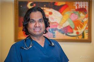 Dr. Zia Khan enjoys caring for his patients and their cardiovascular and venous needs.