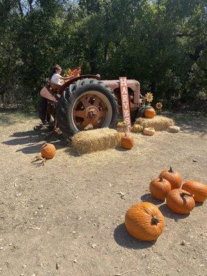 Nice area with an old John Deere tractor for photos.