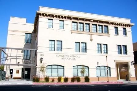 Congress Medical Associates on a sunny day!