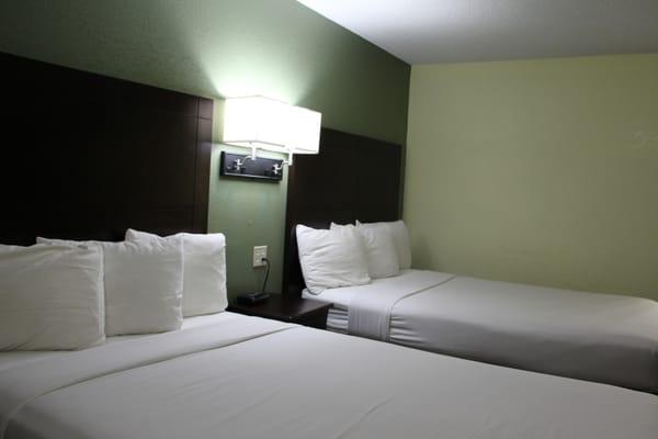 Extended Stay Hotel - Regency Inn & Suites in Pittsburg Kansas