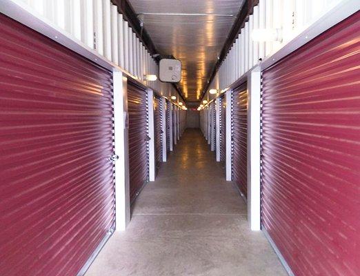 Easy Stop Storage in Centerton, Arkansas offers a variety of unit types & sizes including climate control, dust control + parking spaces!