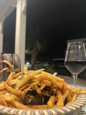 Mussels and Fries YUMMMMM