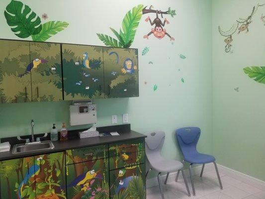 Sandhill Pediatrics Rainforest Room