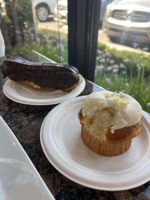 Eclair and vanilla cupcake