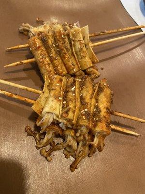 Tofu skin with enoki mushroom