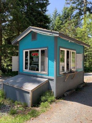 Drive thru coffee shop