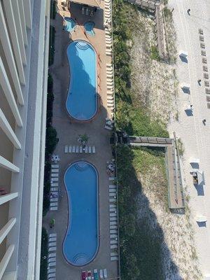 Double pool and hot tub!