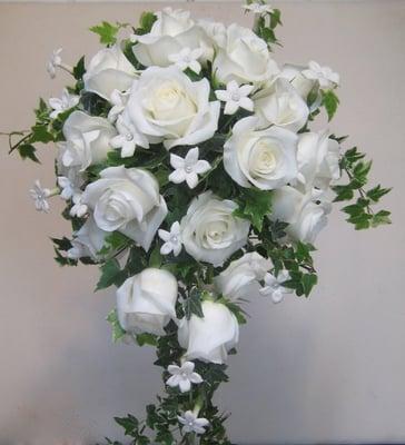 Traditional Bride White roses and stephanotis