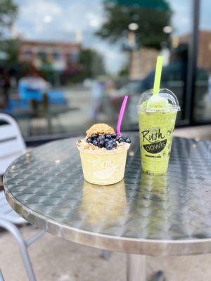 Yoga Bowl and Green RX smoothie