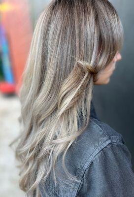 Balayage and silver tone by Maddye