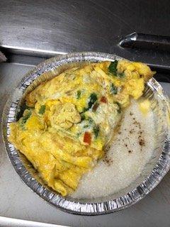 Veggie Omelette with grits