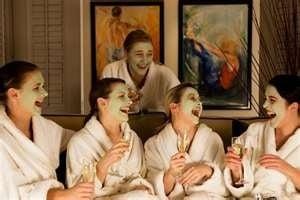 Have a spa party in the comfort of your chosen venue.