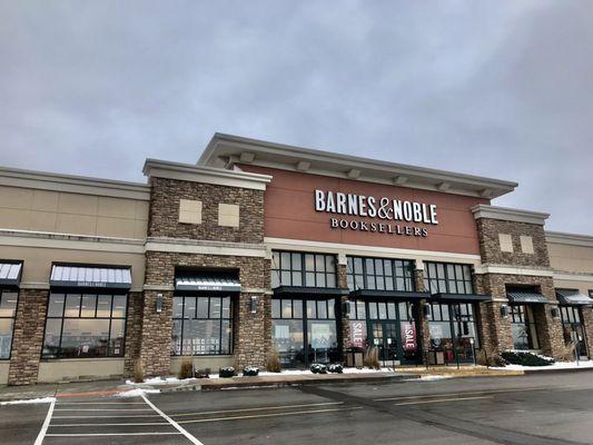 Barnes and Noble Booksellers