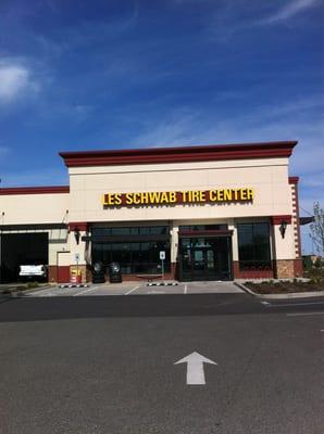 Les Schwab Tire Center