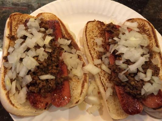 Texas Hot Dog with Chili and Onions