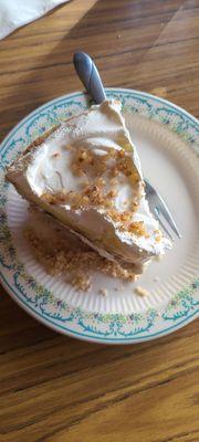 Banana cream cheese pie. Yum!